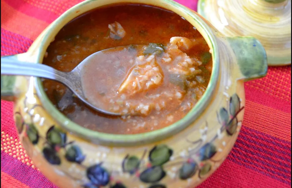 Chorba au poisson tunisienne : la recette authentique en 5 étapes